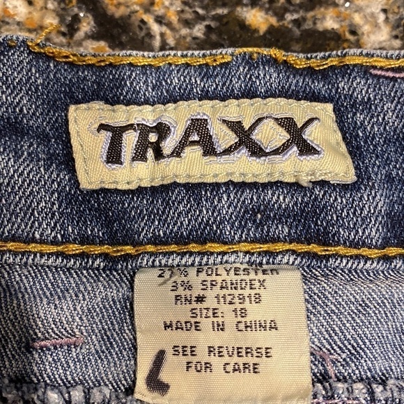 L womens Traxx solid blue stretch above knee denim skirt plus size 18 - Picture 3 of 4